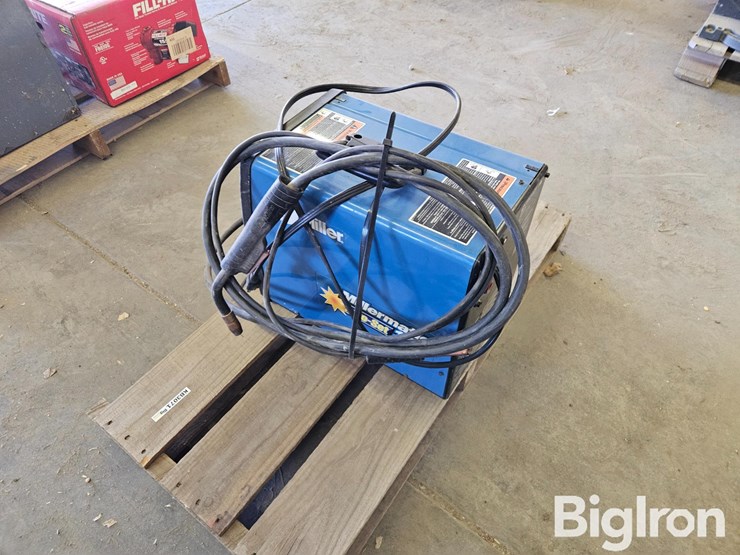 millermatic-autoset-140-wire-welder-image-7