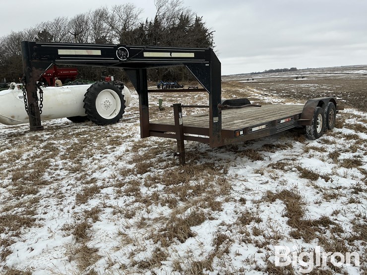 1997-d&k-t/a-gooseneck-flatbed-trailer-image-1