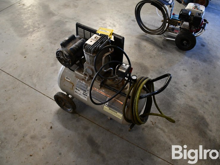 air-america-l5020-portable-air-compressor-image-5