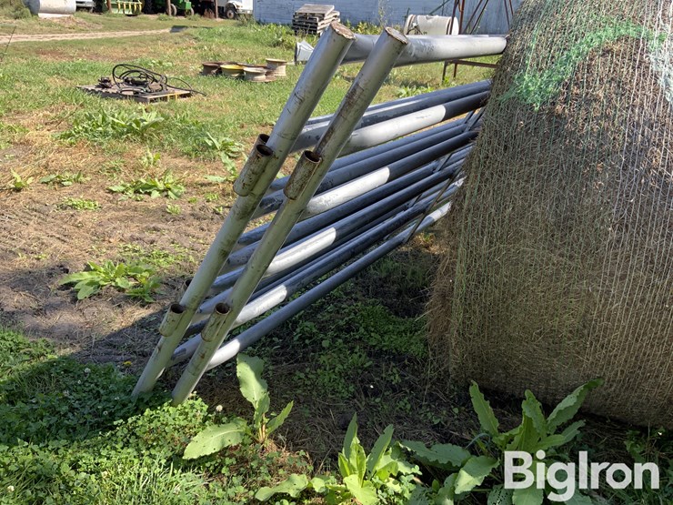 10’-6-bar-livestock-panels-image-7