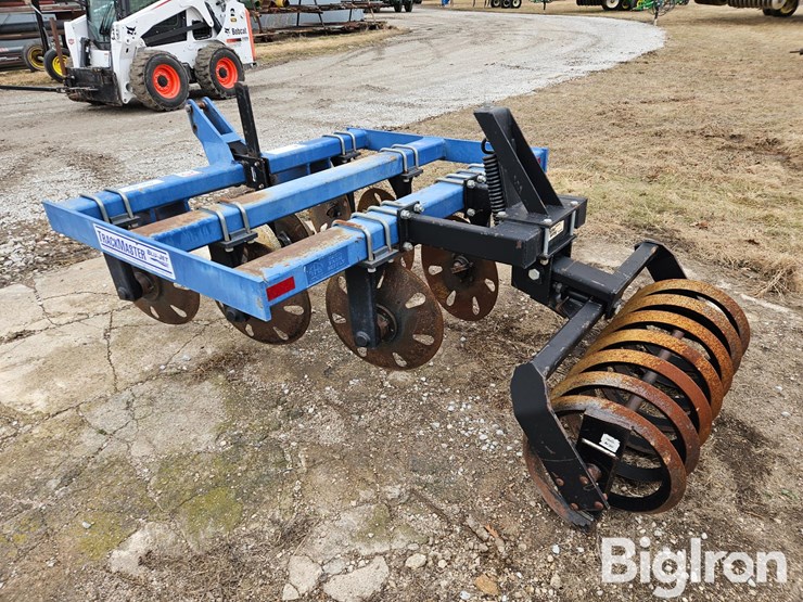 blu-jet-track-master-image-7