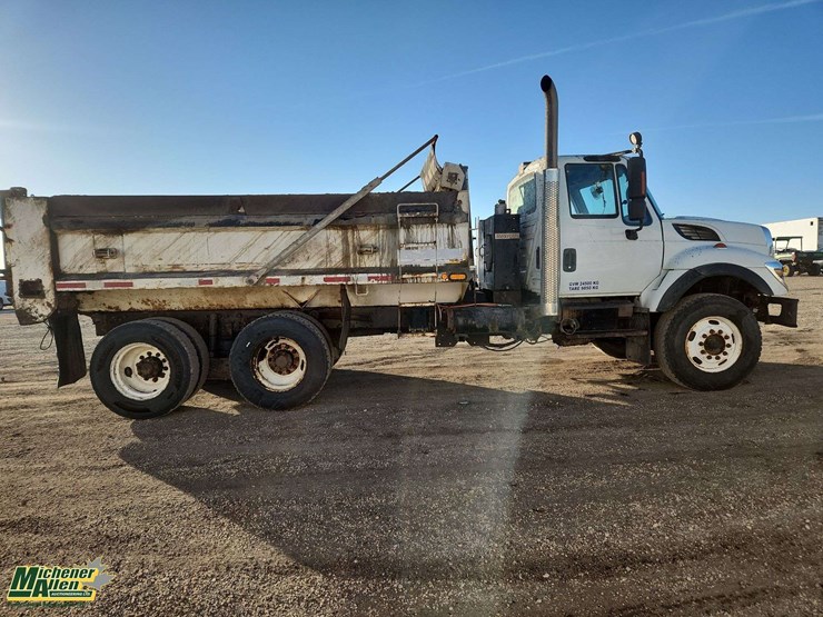 2009-international-workstar-7500-image-25