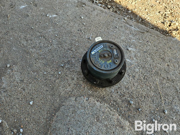 hagie-self-propelled-sprayer-hub-image-4