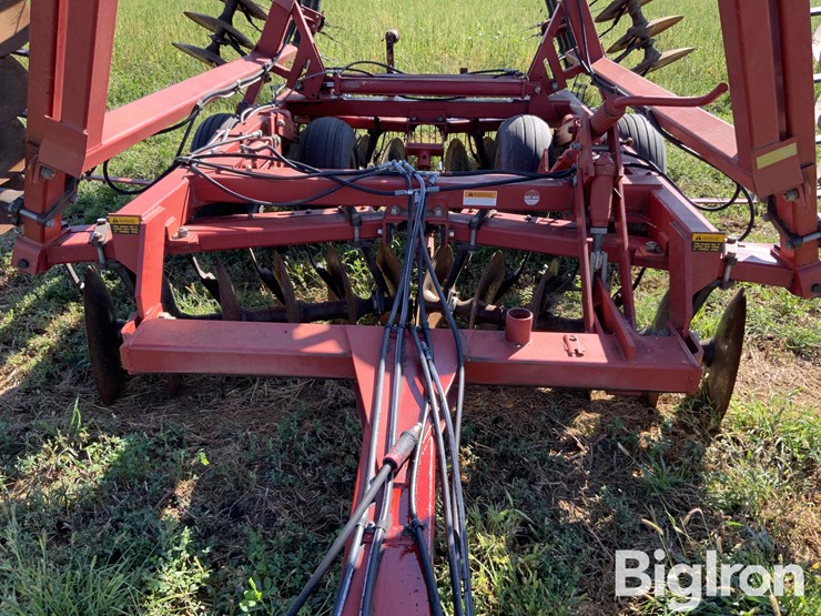 case-ih-3950-image-9