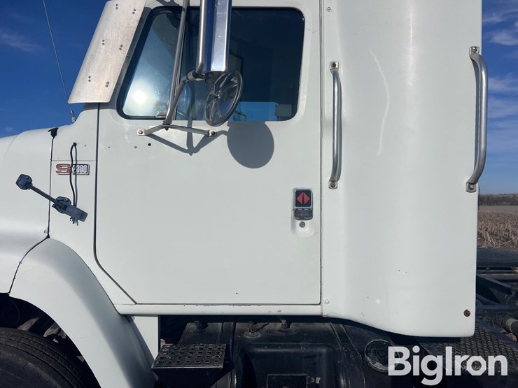 1987-international-f2375-t/a-truck-tractor-image-13