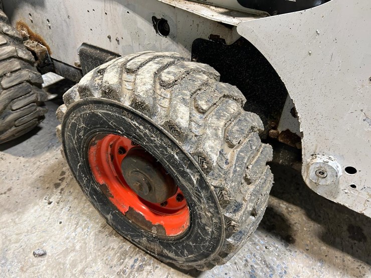 bobcat-a300-image-15