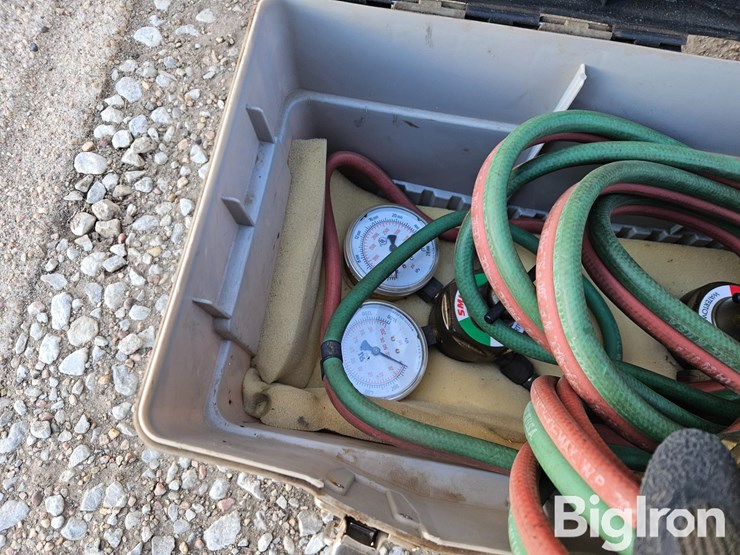 torch-tanks,-hose-&-regulators-image-10