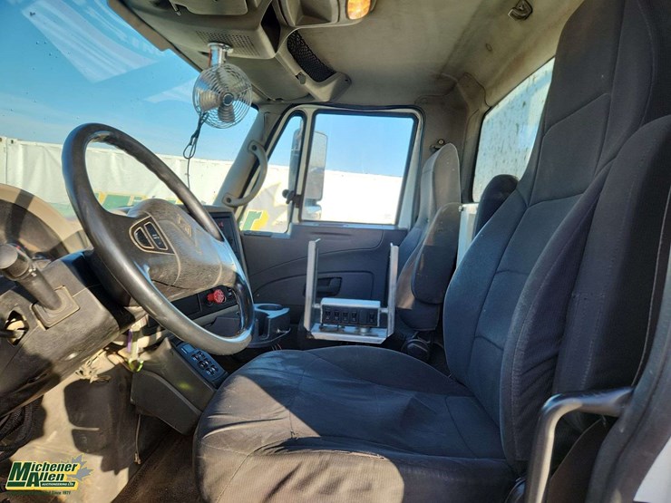 2009-international-workstar-7500-image-19