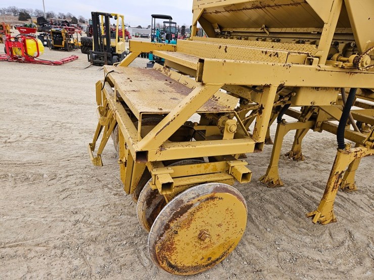 haybuster-8000-image-24