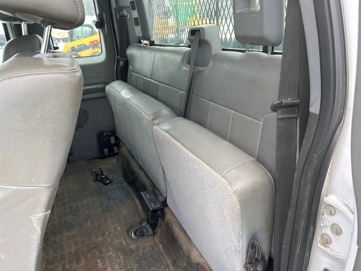 2014-ford-f250-image-44