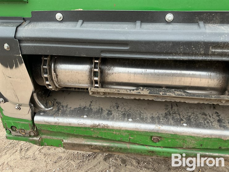 2015-john-deere-s680-image-10