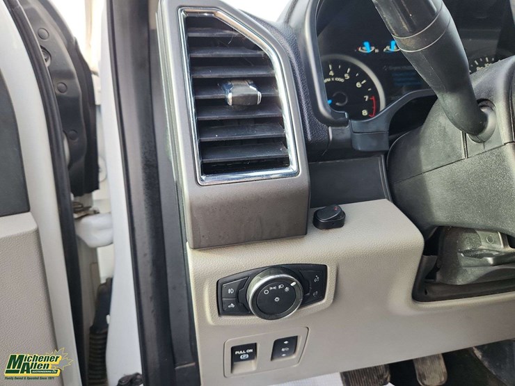 2015-ford-f150-xlt-image-23