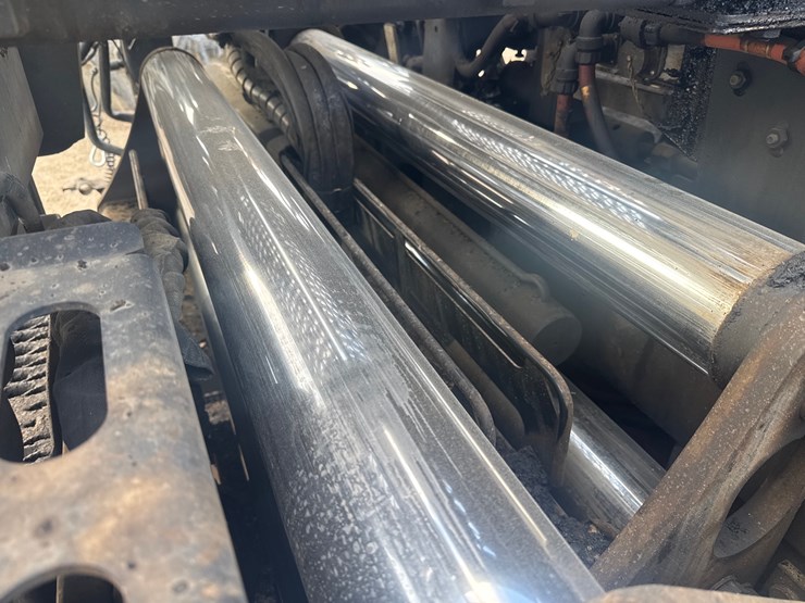 caterpillar-ap-655f-image-19