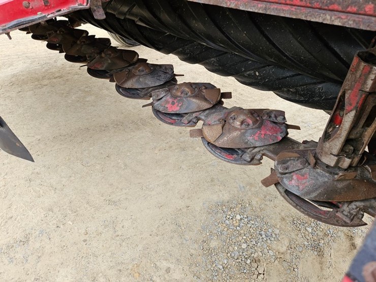 new-holland-h7450-image-18