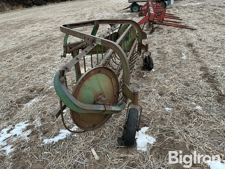 john-deere-350-image-8