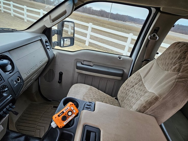 2008-ford-f350-image-35