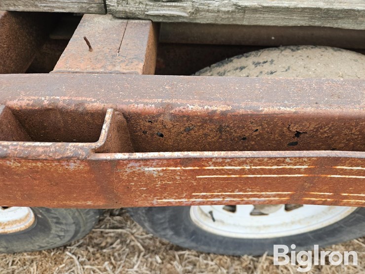 26'-tri/a-gooseneck-flatbed-trailer-image-17