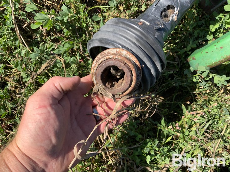 john-deere-350-image-10