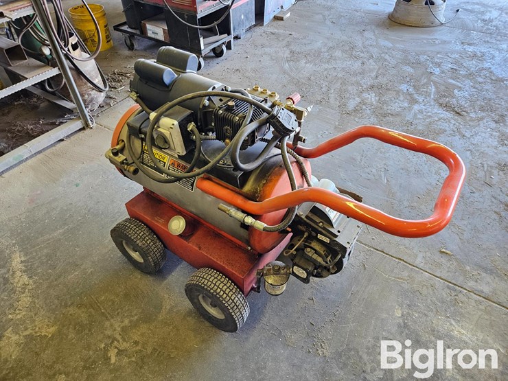 psi-hot-water-pressure-washer-image-4