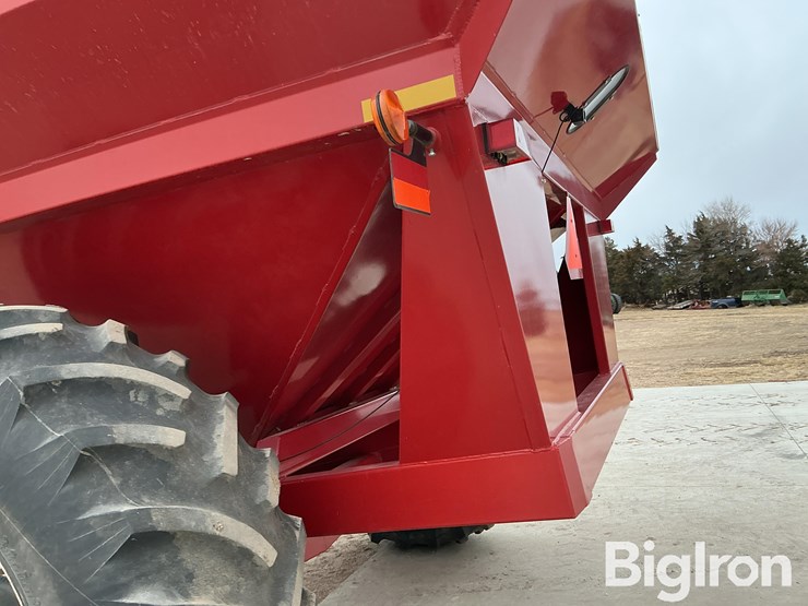 2010-j&m-750-image-20