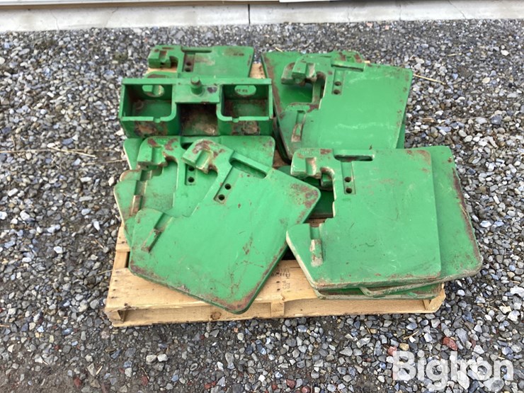 john-deere-r58820d-jdfw25-suitcase-weights-w/bracket-image-2