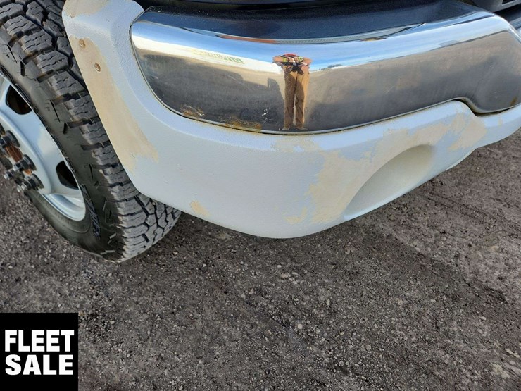 2006-gmc-sierra-3500-image-35