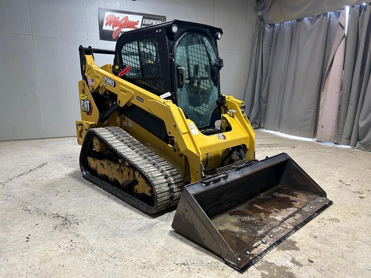 2020-caterpillar-259d3-image-6