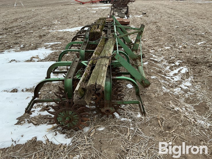 john-deere-rotary-hoe-image-4