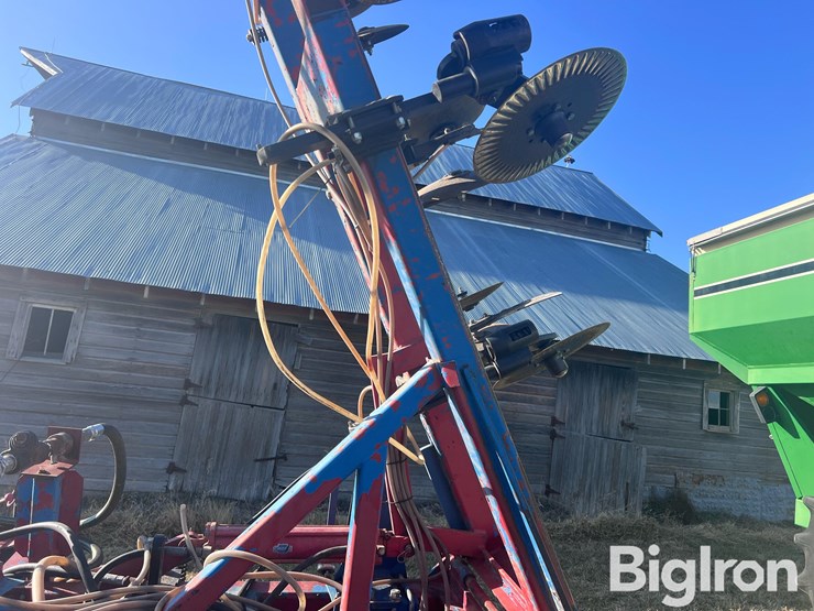 blu-jet-11r30”-pull-type-anhydrous-applicator-image-16