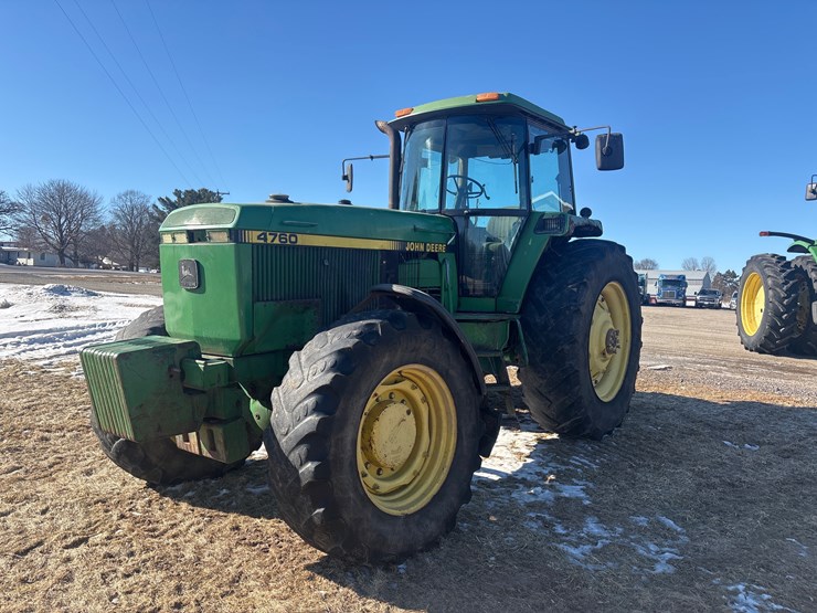 john-deere-4760-image-1