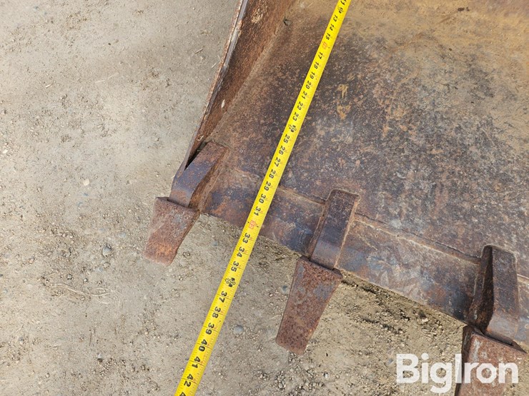 john-deere-317-image-12