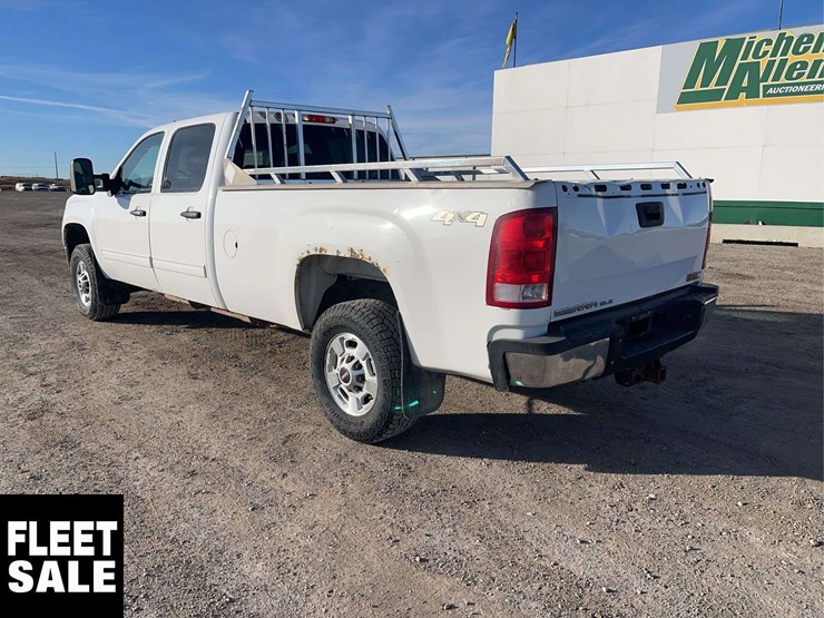 2013-gmc-sierra-2500hd-image-3