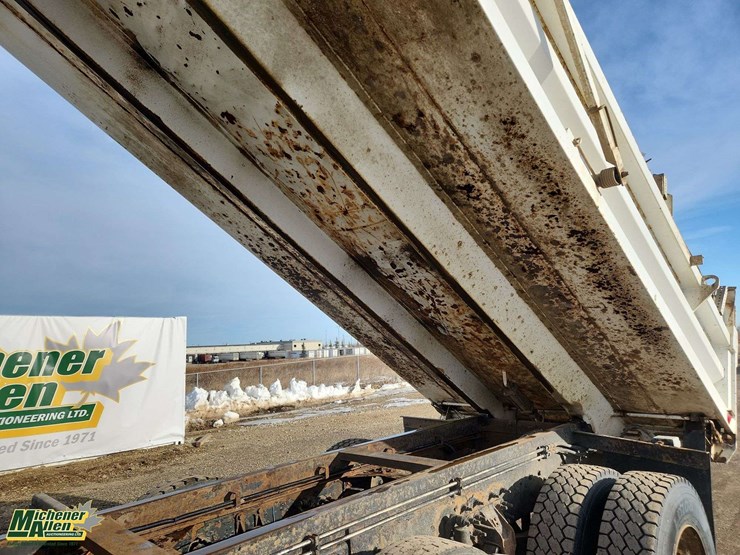 2012-international-workstar-7400-image-57