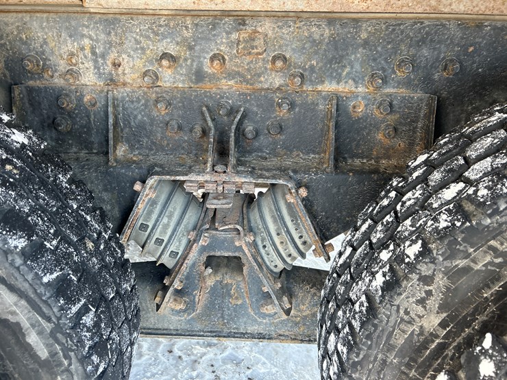 2004-international-7600-image-22