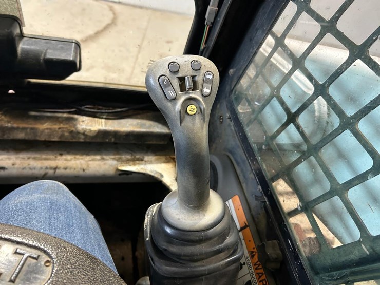 bobcat-a300-image-23