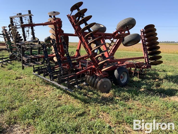 case-ih-3950-image-5
