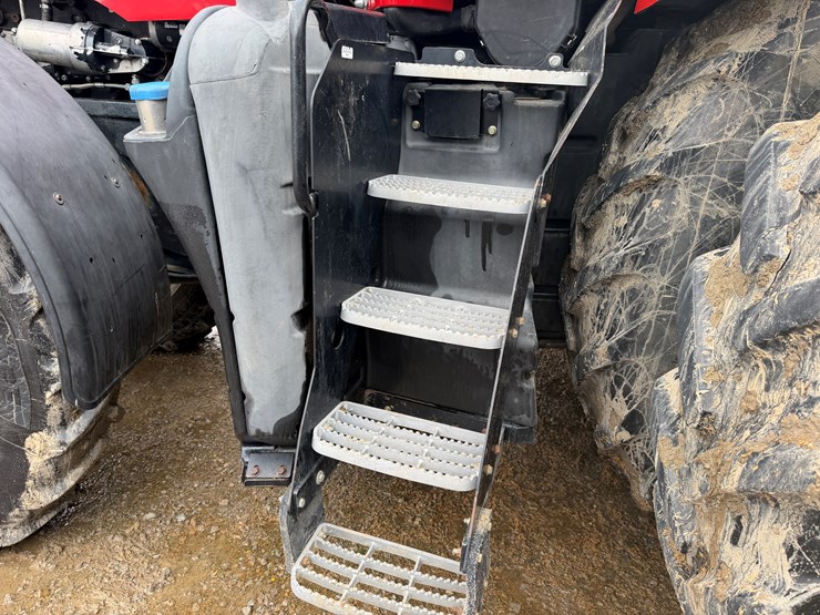 case-ih-235-image-22