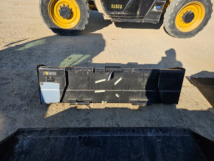 john-deere-72-image-3