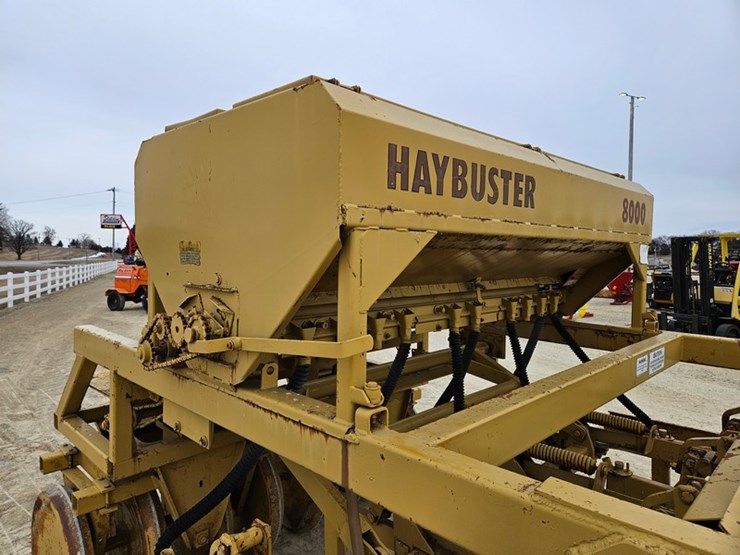 haybuster-8000-image-20