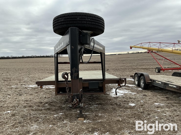 1990-t/a-gooseneck-flatbed-trailer-image-2