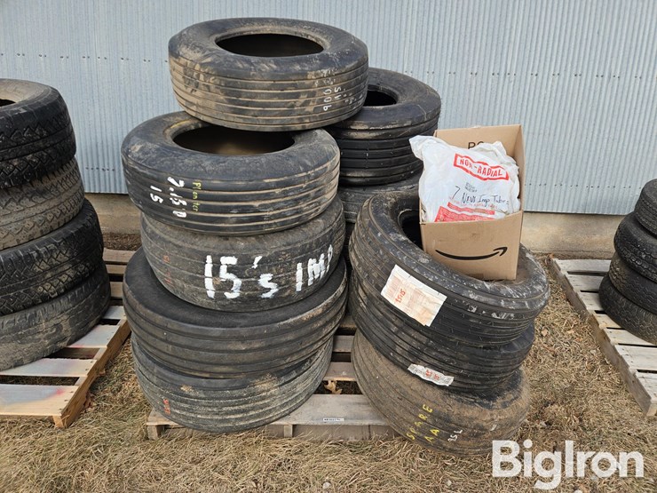 15"-implement-tires-&-tubes-image-1