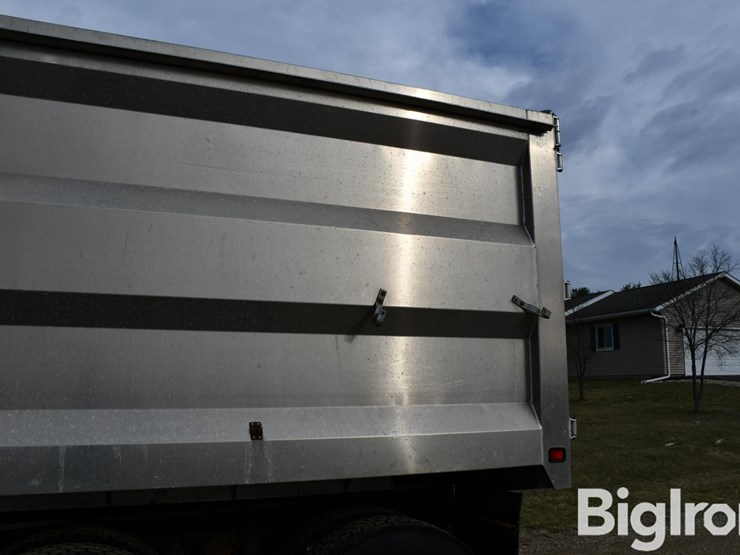 1994-international-4900-image-18