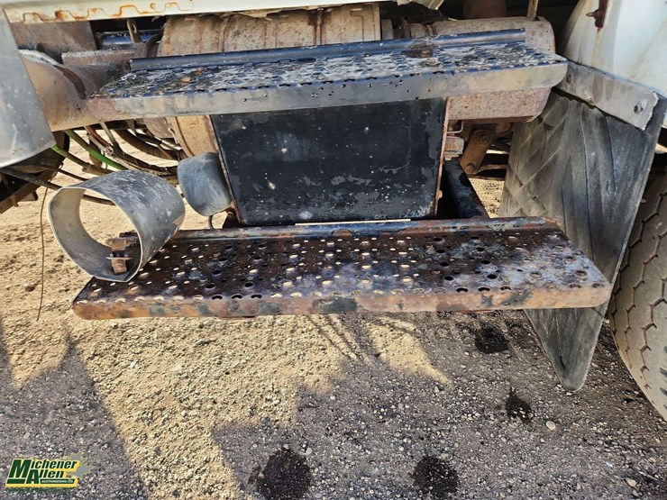 2009-international-workstar-7500-image-42