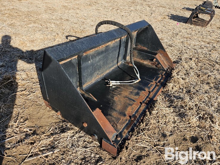 jenkins-84"-hydraulic-dump-bucket-skid-steer-attachment-image-3