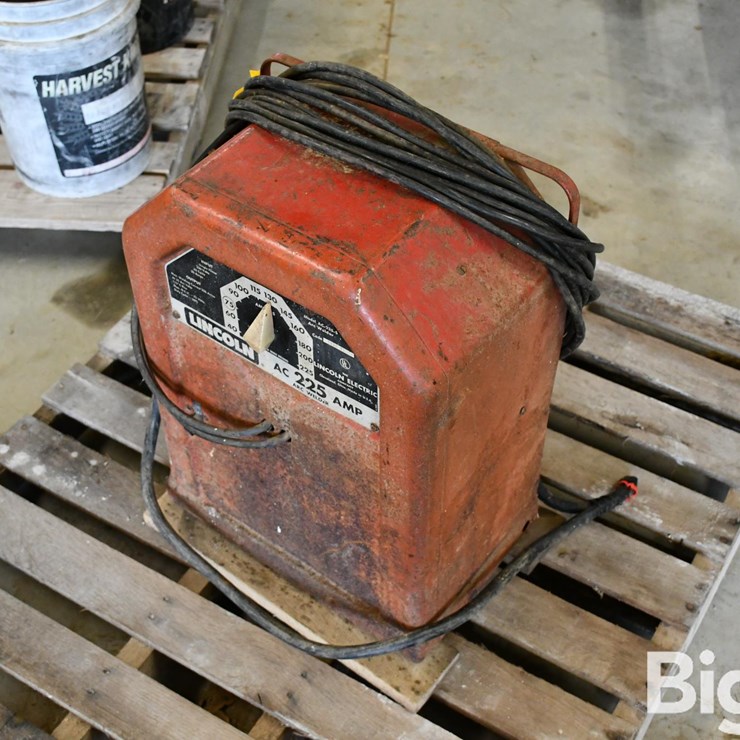 Lincoln AC-225-S ARC Welder