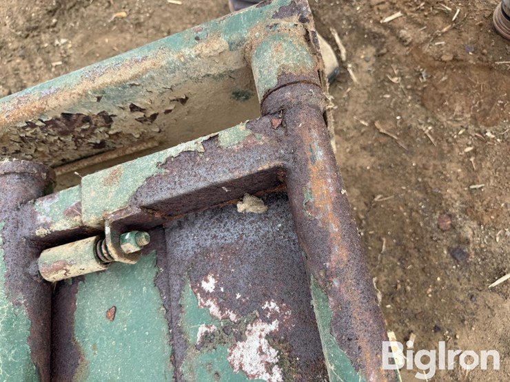 big-valley-cattle-head-catch-image-12