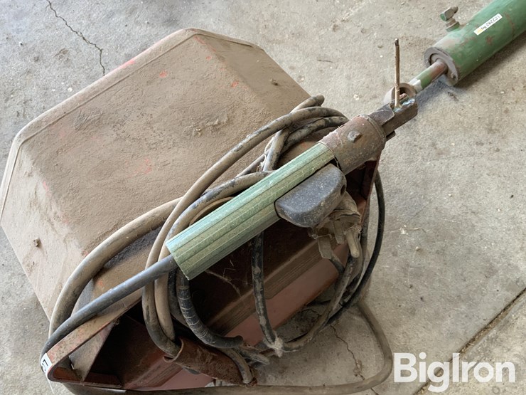 lincoln-electric-ac-225-s-arc-welder-image-9