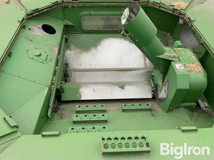 2009-john-deere-9570-sts-image-10