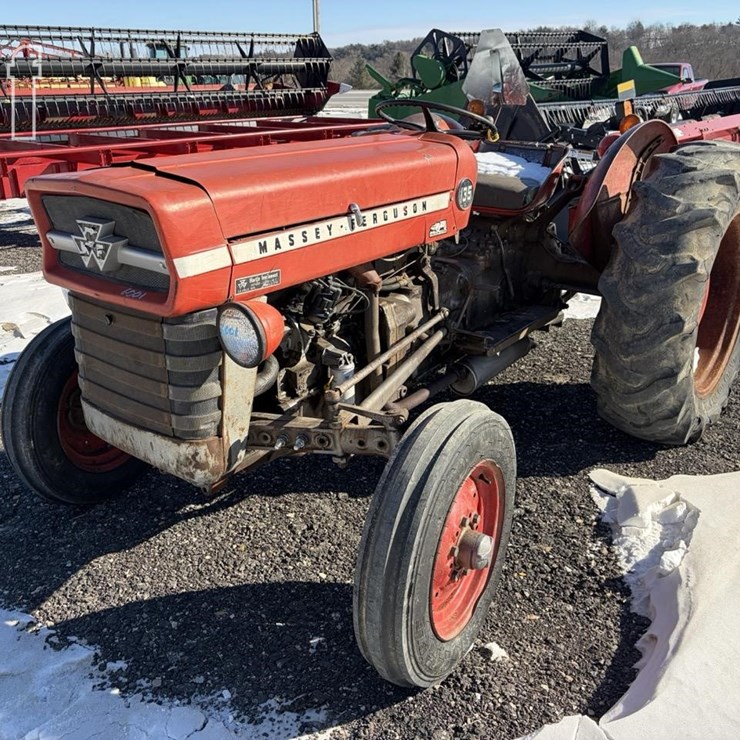 MASSEY-FERGUSON 135