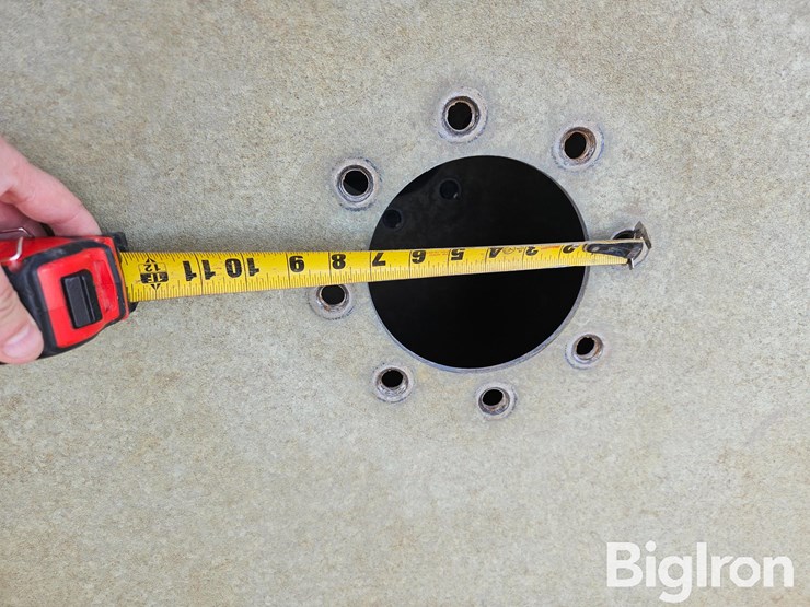 lindsay-nftrax-airless-pivot-tires-image-8